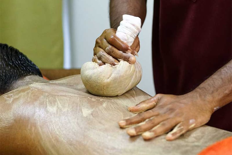Njavara Kizhi Treatment